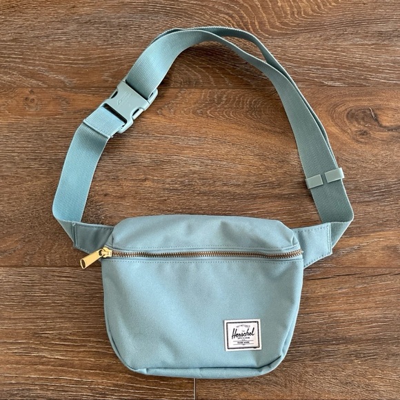 Herschel Hip Pack - Picture 3 of 8